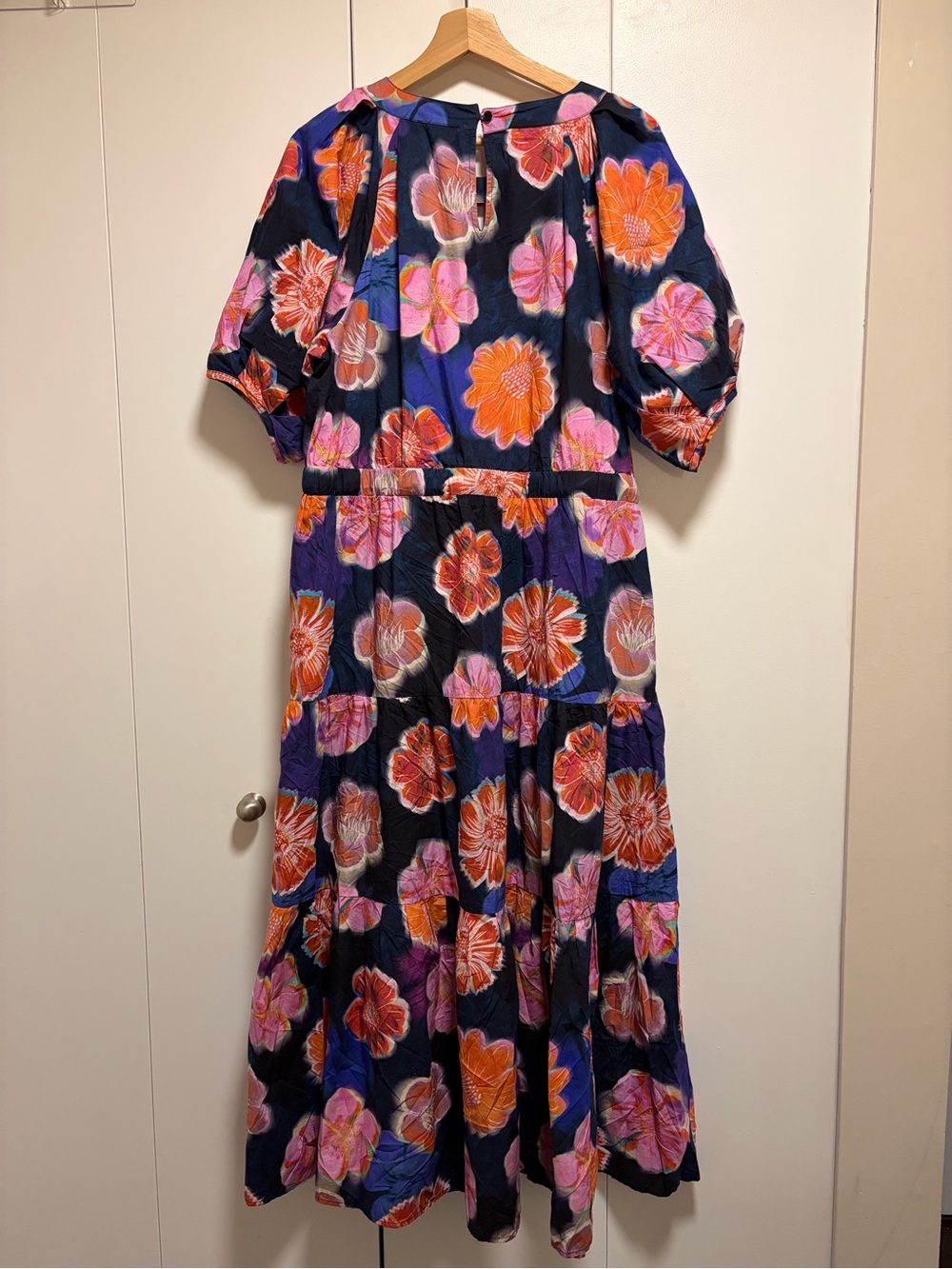 Oliver Bonas Blue Cotton Floral Print Tiered Keyhole Midi Dress - Picture 5 of 6